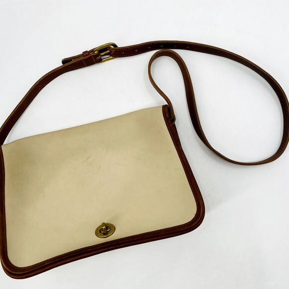 Vintage Leather Cream Brown Trim Fold over Shoulder bag - Picture 1 of 7